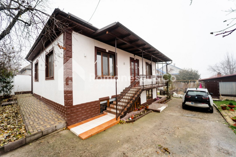 Vânzare casă în 2 niveluri, orasul Straseni, zonă nouă! - case