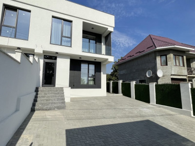 Duplex în 2 nivele cu reparație, 190 mp, Calea Unirii, Durlești! 