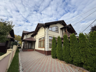 Duplex în Dumbrava lângă pădure, 175 mp + 2 ari.