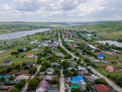 Одноэтажный дом с новым ремонтом, Яловены, село Малкоч.