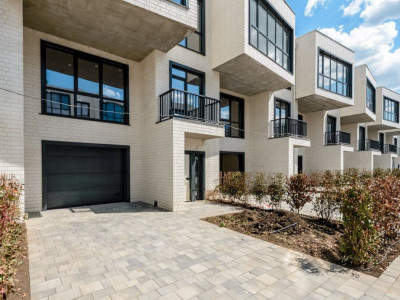 Vânzare Townhouse în complexul Hora Village, 3 nivele, 166 mp.
