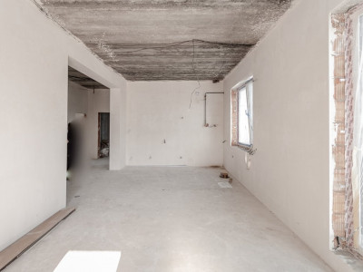 Case noi într-un nivel – zonă bună! 3 locuințe disponibile 