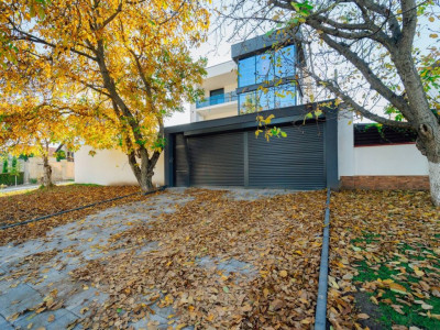 Casa de lux în Cricova, Centru, str. Teilor!