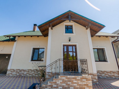 Casă de vânzare în Bubuieci, str. Școlii – 132 m² + 7 ari de teren