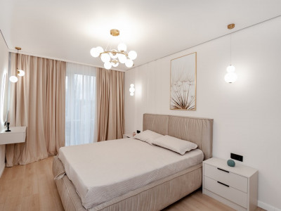 2xliving ExFactor Vasile Lupu 