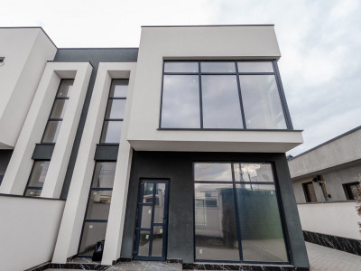 Duplex în vanzare, varianta albă, 3 camere + living, Durlești.