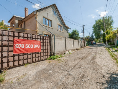 Дом без ремонта на продажу в районе Малина Микэ!