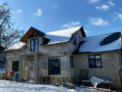 Дом на продажу в сером варианте, 2 уровня, г. Страшэны, ул. Константин Стере.