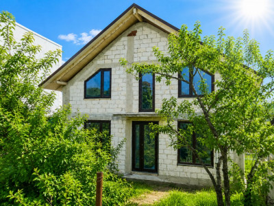Дом на продажу в Бубуечь, 130 кв.м + участок 3,5 сотки.