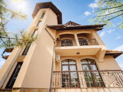 Chișinău, casă spațioasă în Poșta Veche – Complet mobilată, Intri și Locuiești!