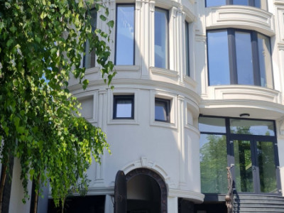 Casa/Apart Hotel de vânzare! Afacere! Râșcani, str. Circului.