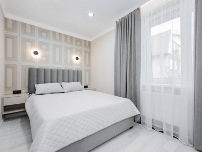 Apartament cu două odăi + living Telecentru 