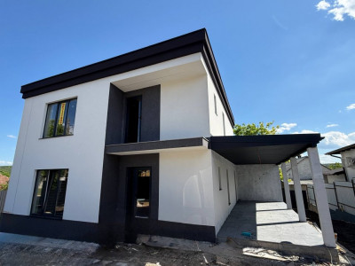 Дом на продажу в Бачой, первая линия – 160 м², 5 соток, белый вариант