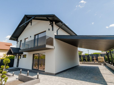 Vanzare casă individuală în 2 nivele, Codru, 170 mp + 6 ari.