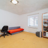 Ultracentru, str. București! Apartament la sol + garaj + beci + grădină.  thumb 8