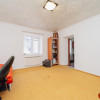 Ultracentru, str. București! Apartament la sol + garaj + beci + grădină.  thumb 11