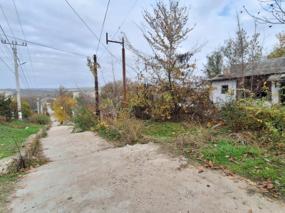 Vanzare casă în centrul oraşului Anenii Noi!