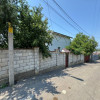 Casă spațioasă cu 2 niveluri, demisol și teren de 6 ari thumb 6