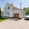 Casă/Vilă în Dumbrava | Foișor, garaj, parcare pentru 3 mașini | reparație euro. thumb 3