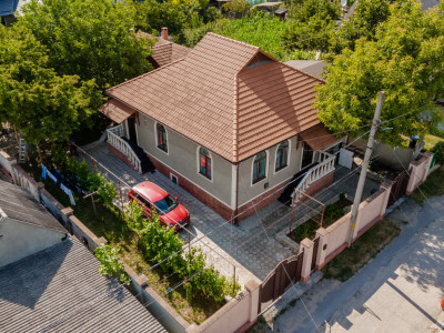 Casā de 135 mp + 7 ari în Măgdăcești 