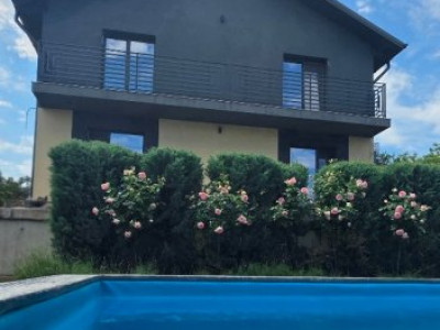 Casă în Tohatin 