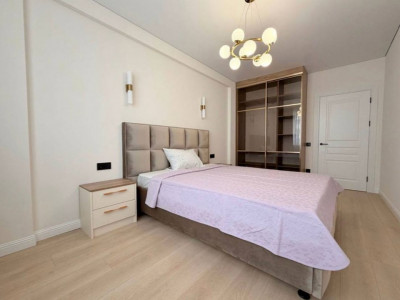 Apartament cu 3 camere în Buiucani 