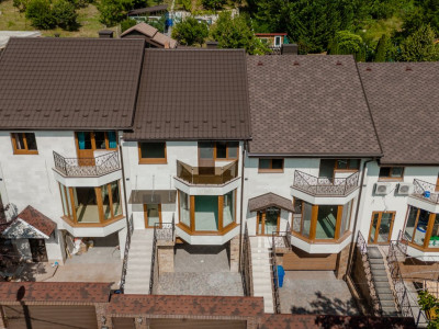 Townhouse în Codru