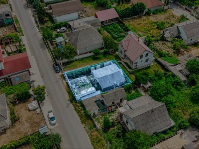 Teren de construcție cu casă in or. Cricova 