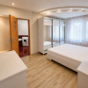 Chirie | Apartament cu 3 dormitoare și living, 120 mp, sect. Centru imaginea mica 5 Chirie | Apartament cu 3 dormitoare și living, 120 mp, sect. Centru thumb 5