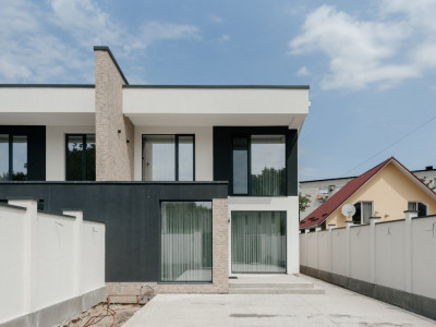 Duplex cu reparație modernă | 220 mp în Botanica | 3,2 ari