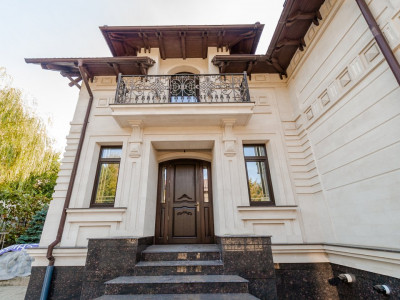 Casă exclusivă de vânzare – Sectorul Centru, Chișinău