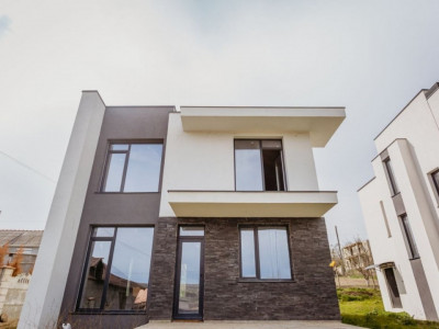 Spre vânzare! Casă de 143 m² cu teren de 6 ari, în Dănceni, lângă lac!