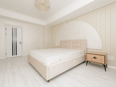Sunrise Estate - Apartament spațios de vânzare 