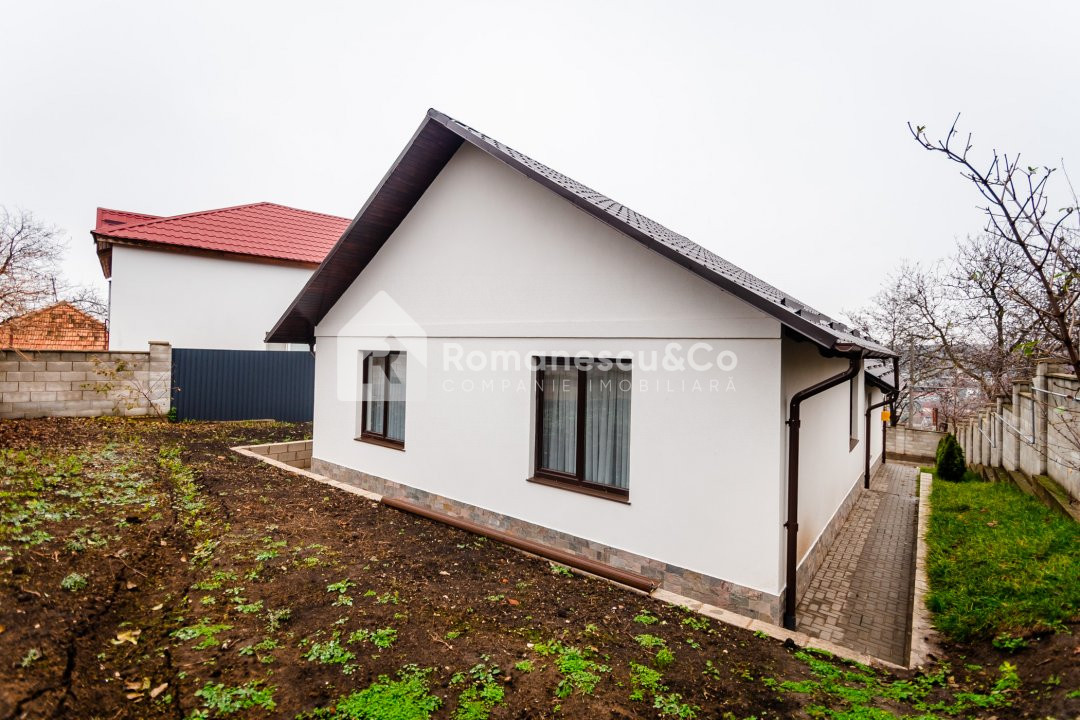 Продается одноэтажный дом в Дурлештах, 145 кв.м.+ 6 соток. 20