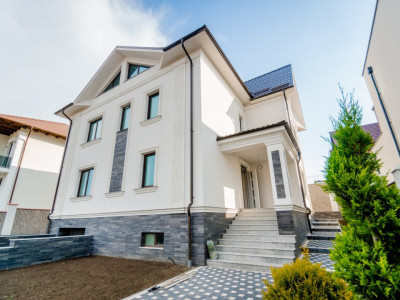 Трехэтажный дом в Ставченах, 280 кв.м.+3,5 сотки, белый вариант!