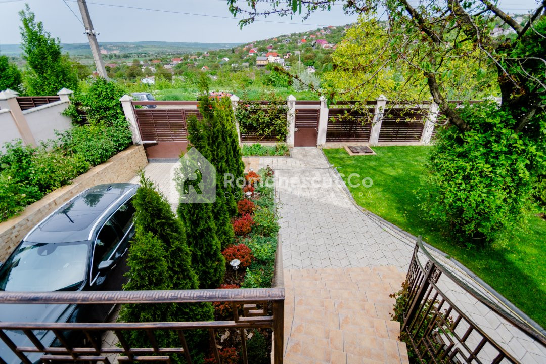 Vânzare casă în 2 niveluri, 220 mp+8 ari, Dumbrava, str. Durlești! 4