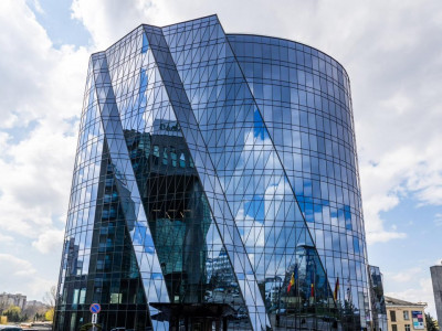 Vânzare spațiu comercial în complexul Inamstro Infinity Tower. 