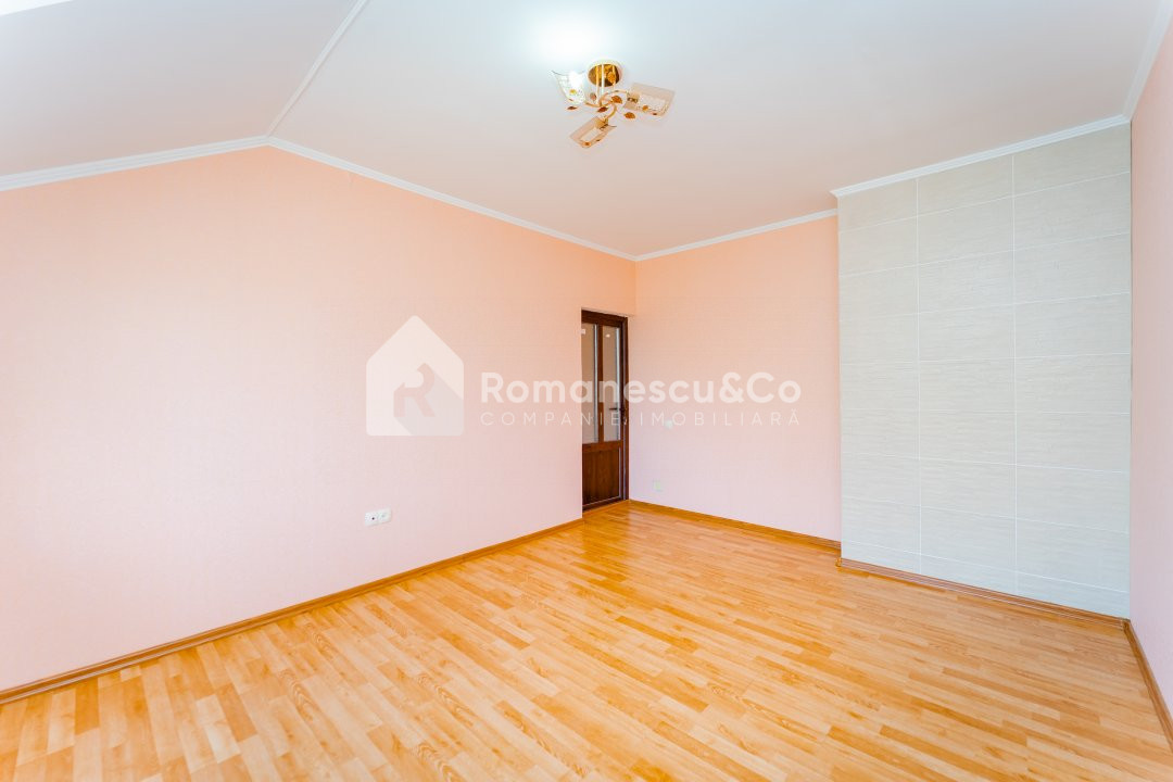 Spre vânzare casă cu 3 dormitoare în Ialoveni, teren 9,5 ari, 140 mp. 19