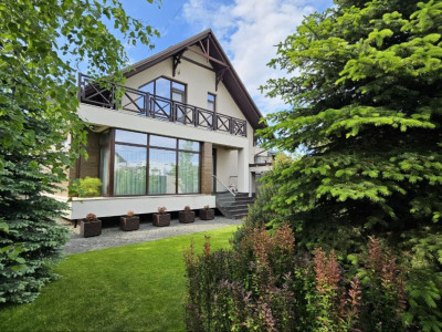Vînzare casă de lux în Poiana Domnească!