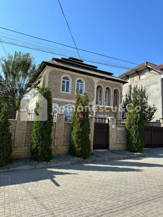 Vânzare casă, 2 nivele, 130 mp+6 ari. Dumbrava, Centru. 2