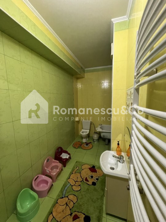 Spre vânzare casa cu 3 nivele în Centru, str. București, prima linie! 31