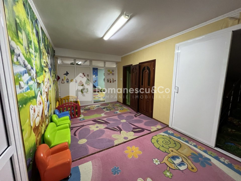 Spre vânzare casa cu 3 nivele în Centru, str. București, prima linie! 34